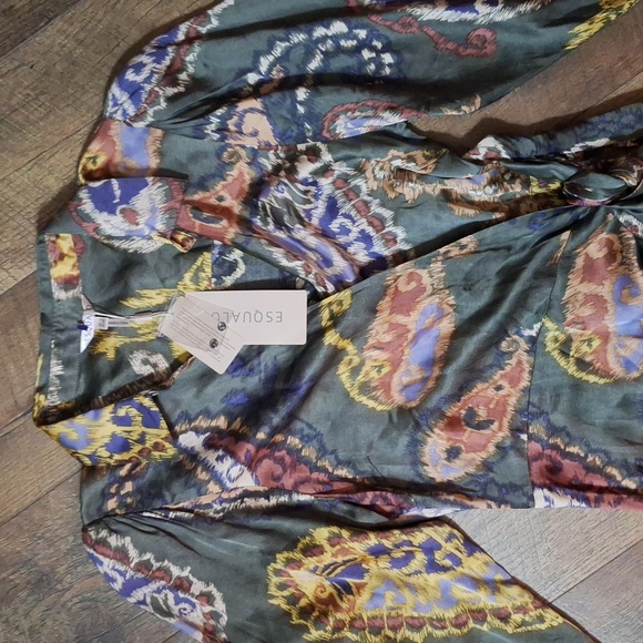 Esqualo Paisley Wrap Dress - Picture 4 of 9